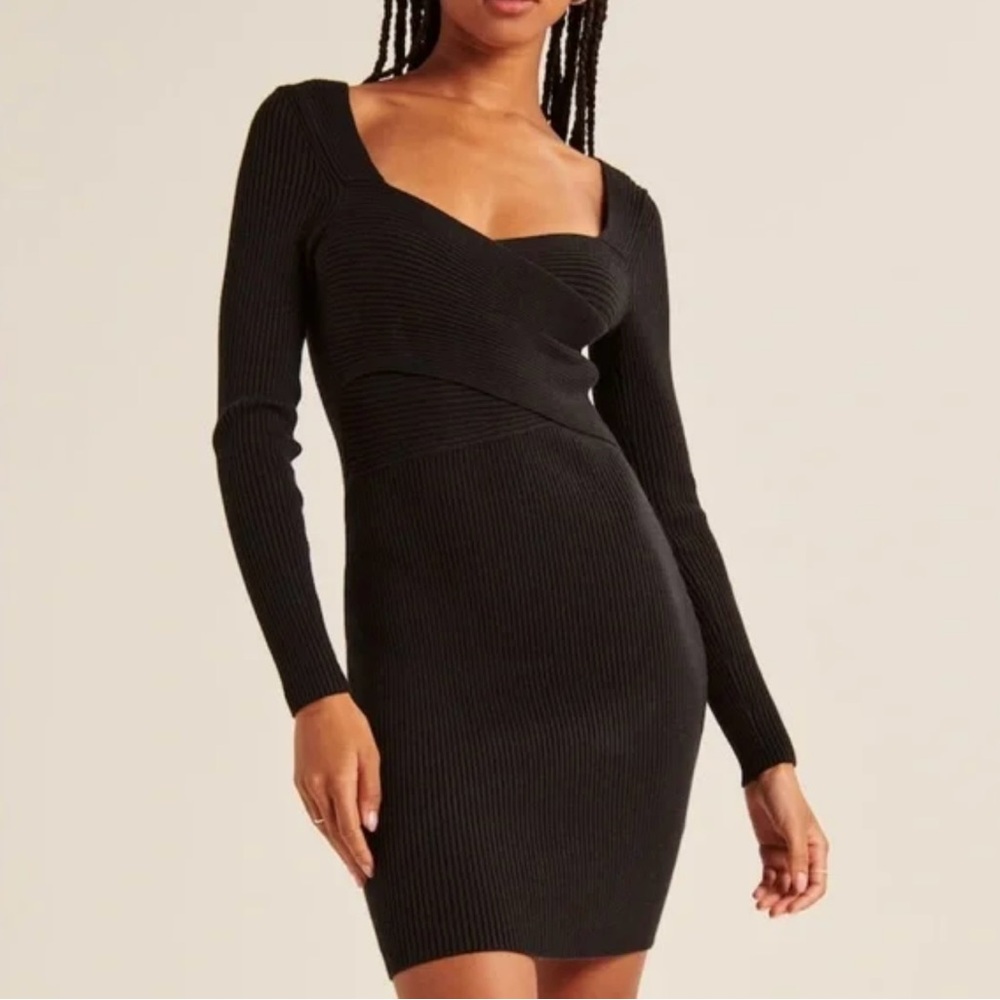 Elegant Black Ribbed Dress